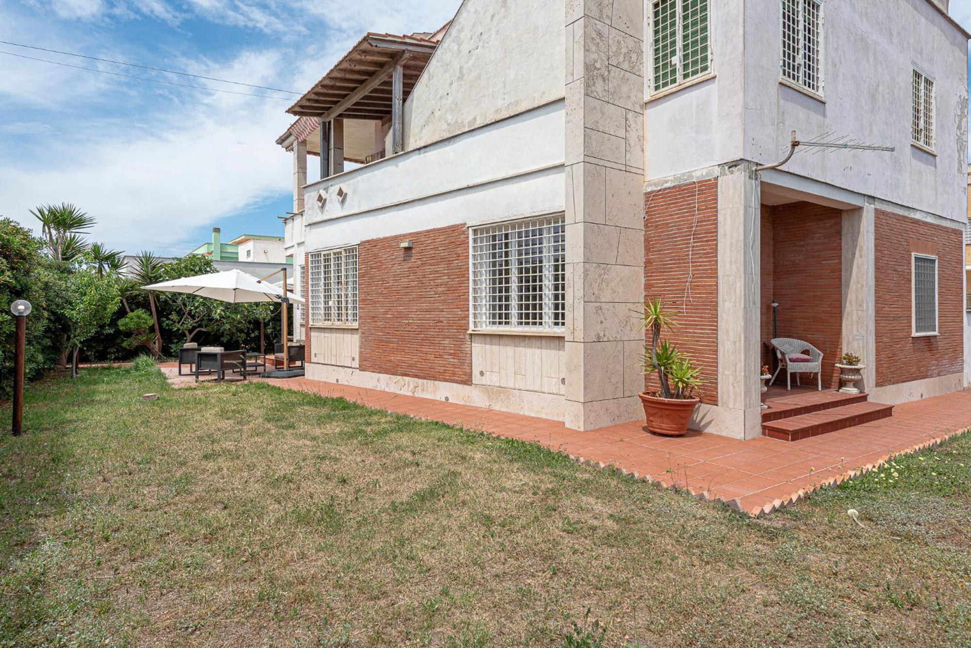Villino Dei Coralli ลิโด ดิ ออสเตีย ภายนอก รูปภาพ